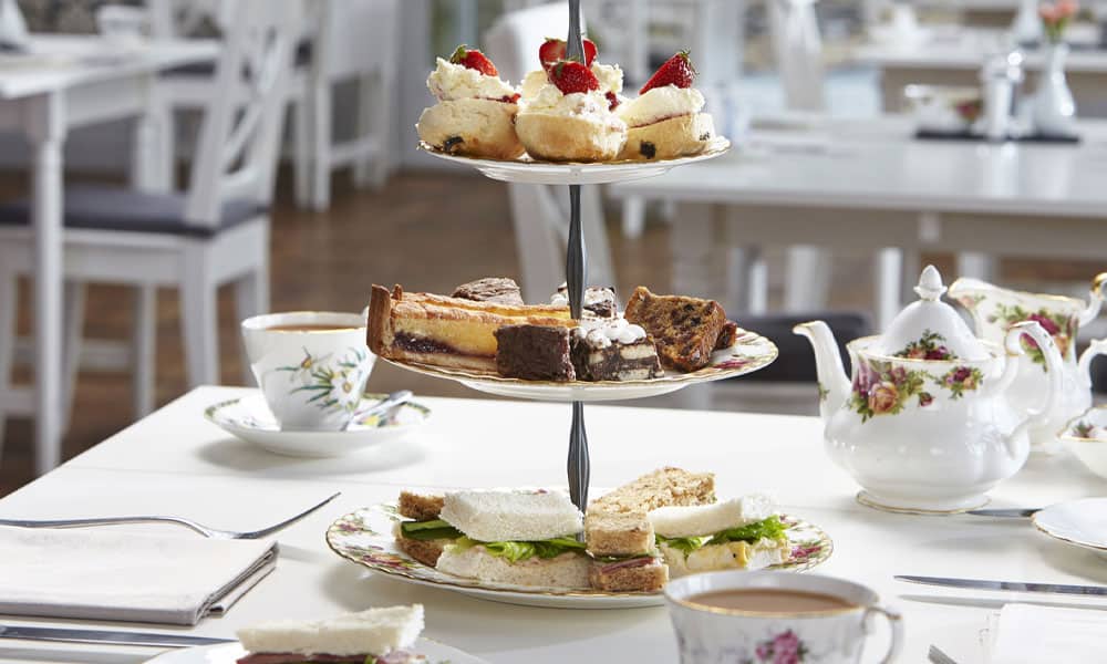 Don't miss out on our special Afternoon Tea Offer this week at Broadoaks 🥂 Join us for a delightful afternoon tea for two in our Orangery and enjoy a complimentary glass of fizz per person. Priced at just £45 - Valid for booking up to Sun 14th April. Call 015394 45566 to book!
