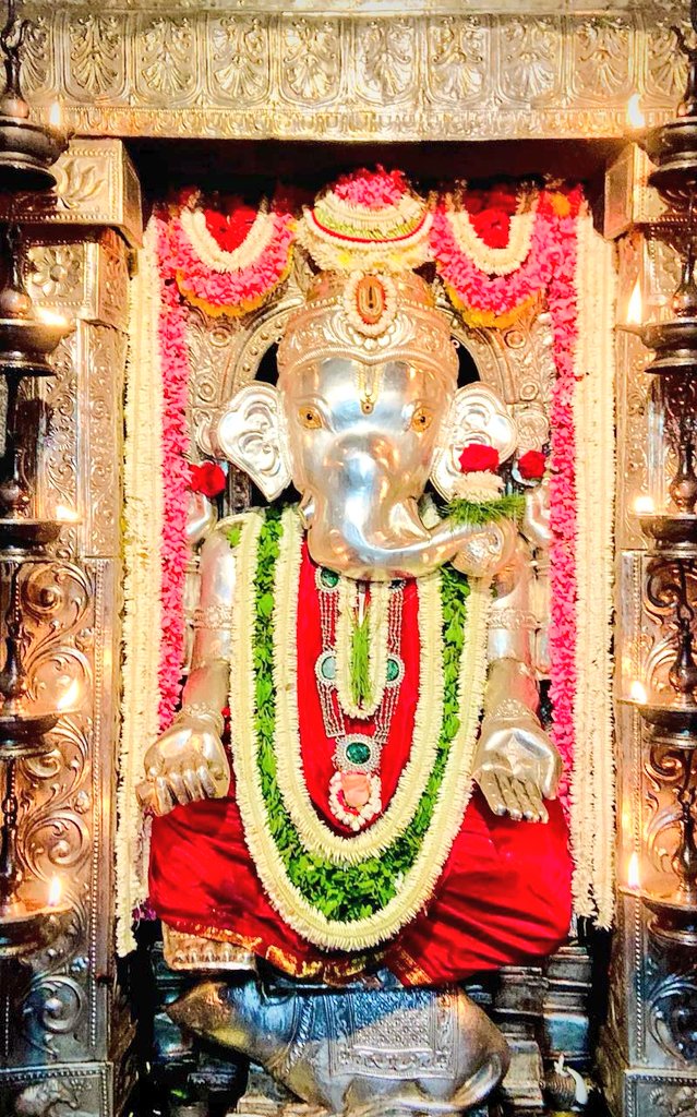 Anegudde Shri Vinayaka Kumbashi #Kundapura Today's Alankara 🙏