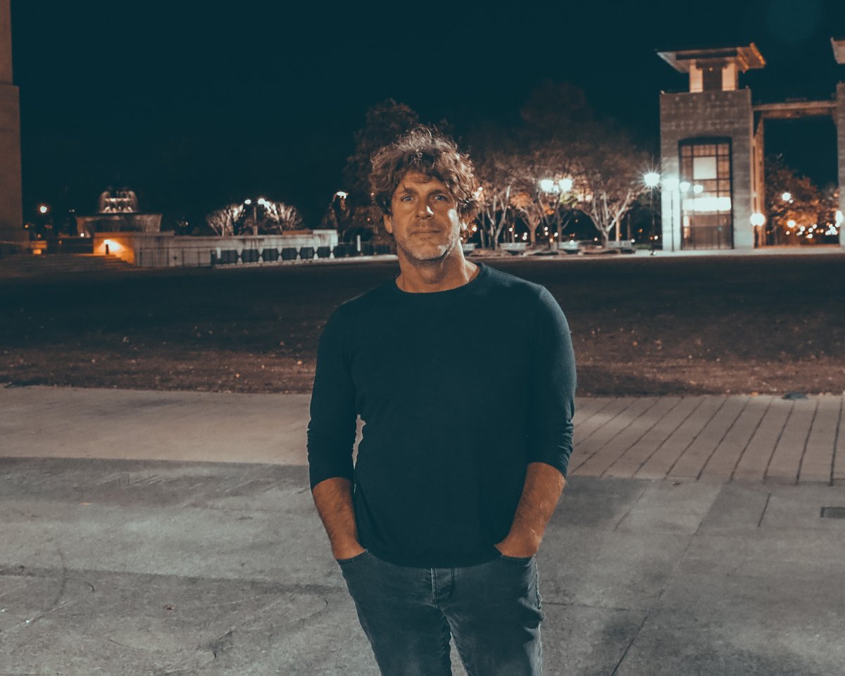 Billy Currington is making his way to the St. Augustine Amphitheatre on June 8th with special guest Max McNown! Tickets on sale this Friday at 10am! Photo: AEG Presents