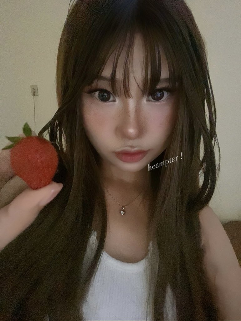 night selfies ! ❕ 🍓

#ENSD #ENGENESelcaDay #SUNGHOON #ENHYPEN