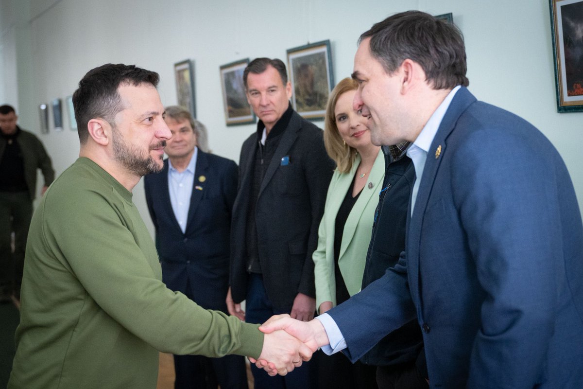 I was proud to join a congressional delegation to Ukraine, meeting with President @ZelenskyyUa in former Russian occupied territory. Congress must act to pass the bipartisan security aid package and #StandWithUkraine. 🇺🇸🇺🇦