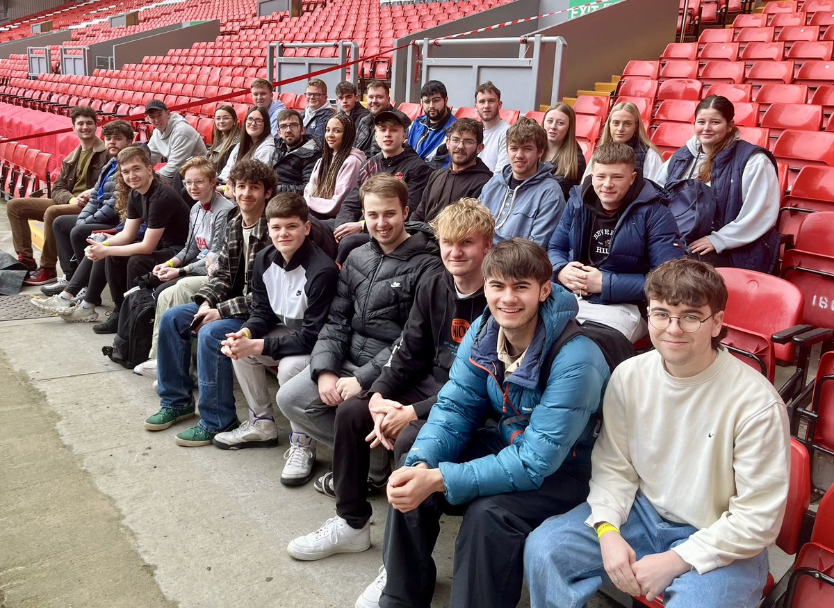 Sports students @JMUJournalism enjoyed a tour of Liverpool FC’s home at Anfield today. #YNWA @LFC