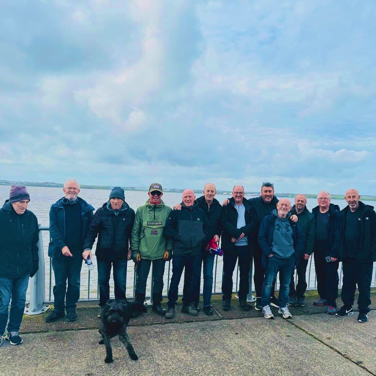 Love the promenade when it’s blustery & full of life. Nothing better. Can’t beat a Monday morning walk to start your week & clear the head Warm welcome to Tony McDonough for joining us. If you’d like to jump on @WalkFlorrie we’re out every Monday & Friday at 10.30. #NeverAlone