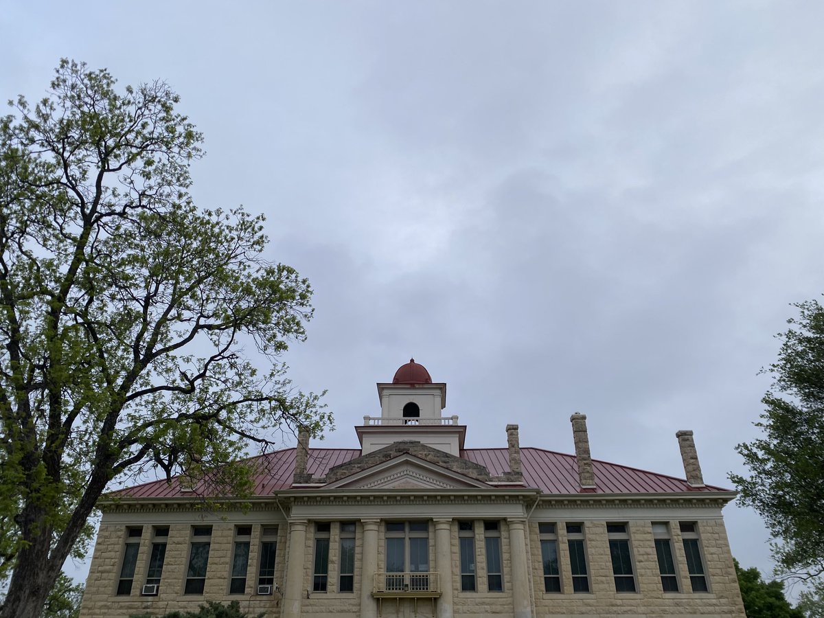 Good morning and happy Eclipse Day from Johnson City! After a beautiful, sunny Sunday in the Hill Country, today is starting out… wicked cloudy.