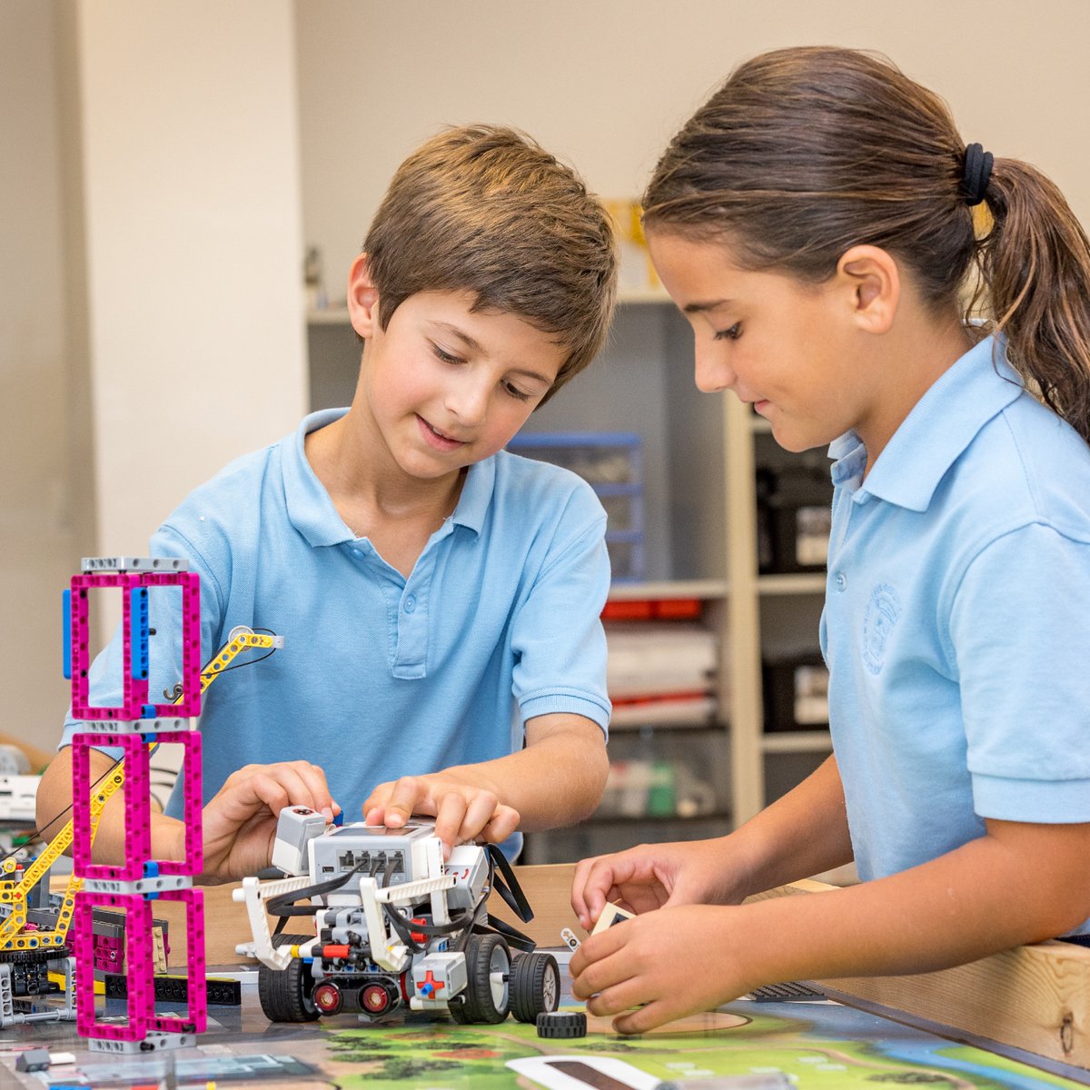 ColegiosRC tweet media