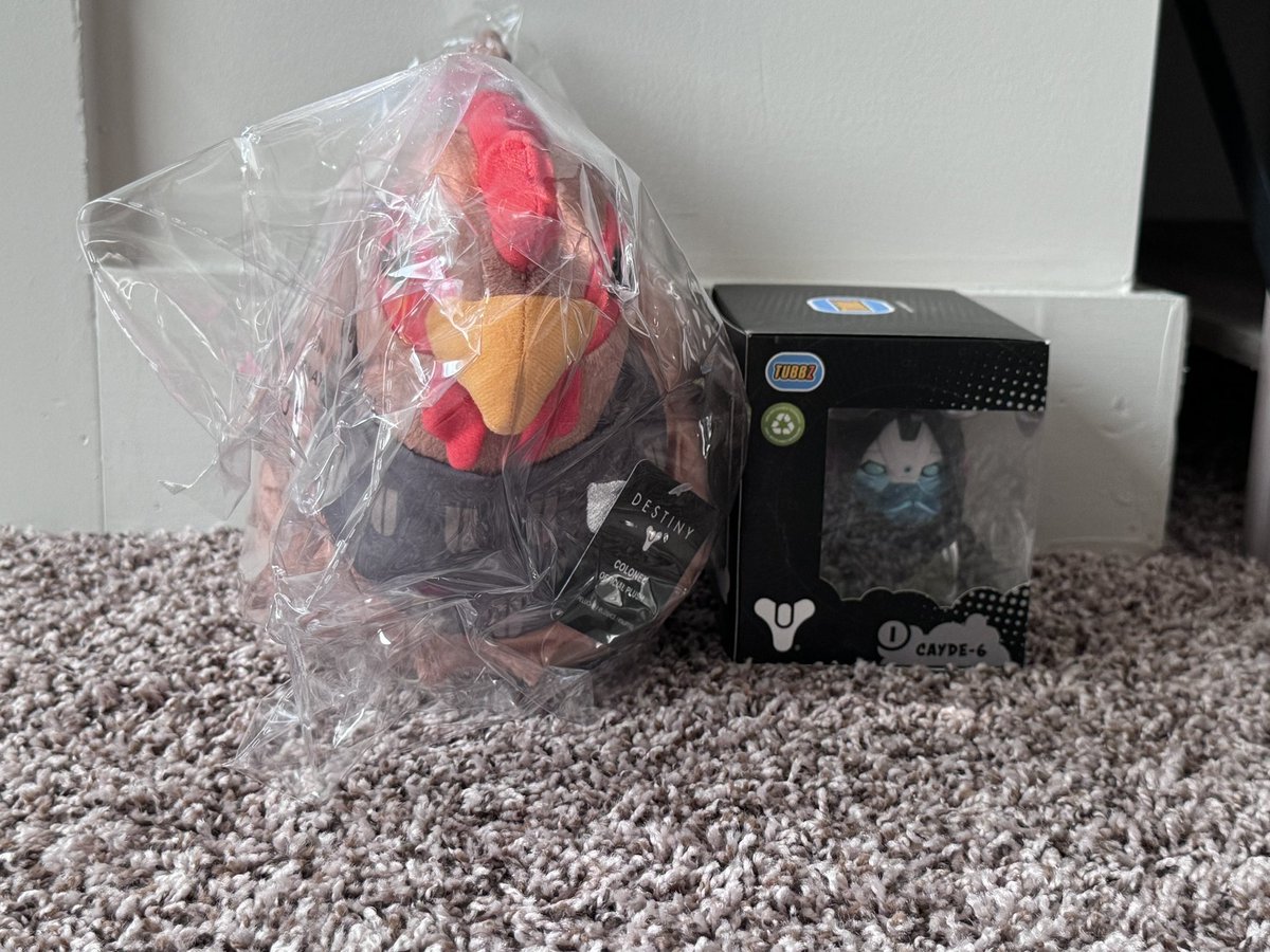 Huge shoutout to our friends @NumskullDesigns for sending us a Colonel plush & a Cayde-6 TUBBZ! Giveaway soon? 👀 Order your Official Destiny 2 Merch today: numskull.com/collections/de…