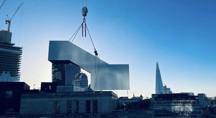 CheviotInstall's tweet photo. After some beautiful blue skies and a drop in wind speed recently, the amazing team at Cheviot have been able to complete the install of this fully welded floating stair. 

Now it’s all ready for some onsite painting!

#SteelWork #Metalwork #Stairdesign #Staircases #Construction https://t.co/hzBTkquUFX