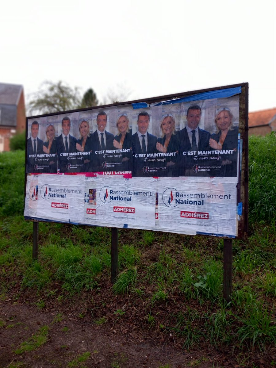 BilletRibeiro's tweet photo. Dans la première circonscription de la Somme, on arrête jamais de militer ! 🇲🇫
#9juin2024 #elueregionale #regionHdF #rn80 #VivementLe9Juin #somme #elusdeterrain #eluedeterrain #agricultrice
@rn_hdf https://t.co/dlI6pKCnJQ