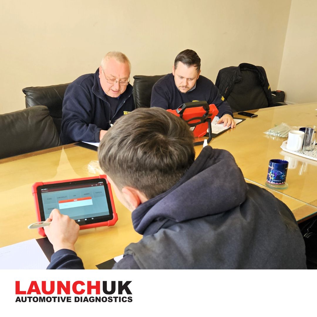 Ross Keeling, our Training & Technical Support Manager, recently led a comprehensive X-431 Diagnostic training course at Tanvic Tyres, a leading automotive service provider based in Newark, Nottingham.    Get in contact with us today for more information on our training sessions!