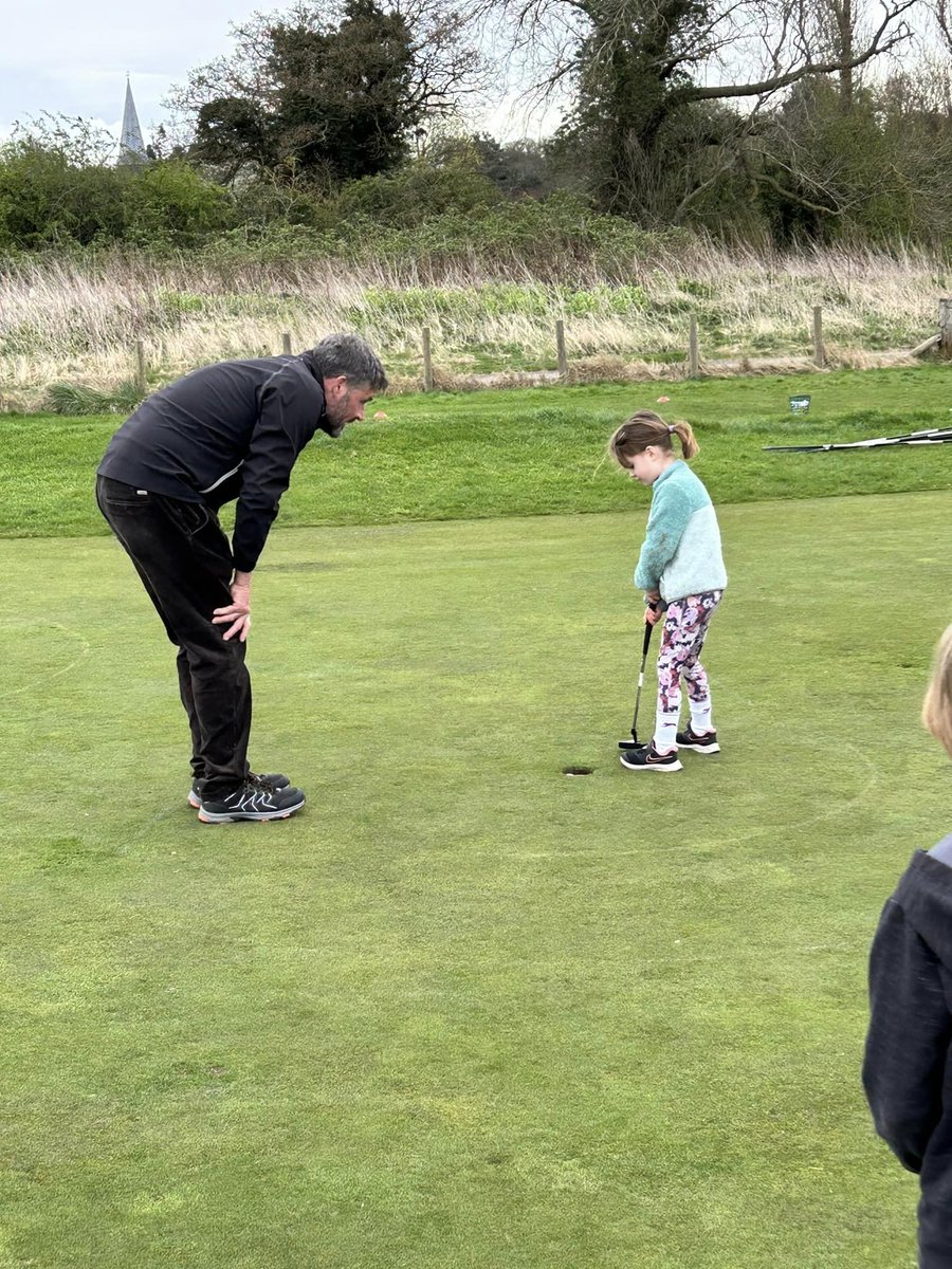 ⛳️Juniors Get Into Golf ⛳️ A great morning with our Head Professional Gary Vickers, Andrew Gunn Golf Instruction and 16 aspiring junior golfers 🤩 up at the practice area today. Fingers crossed the weather allows us to complete day 2 tomorrow 🤞🤞