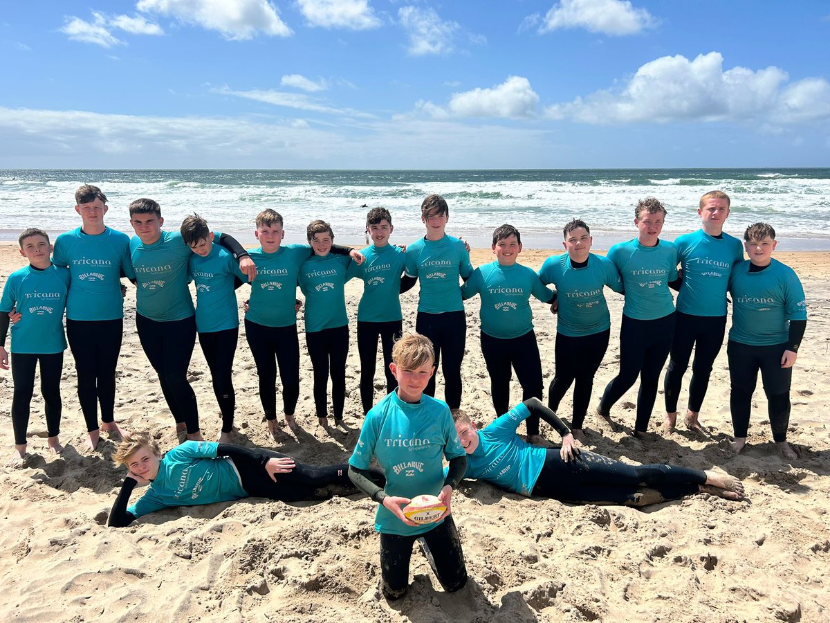 🇵🇹Day 4! Time for some sport on the beach followed by a surf lesson and Benfica stadium. #ridethewaves #catchingbarrels