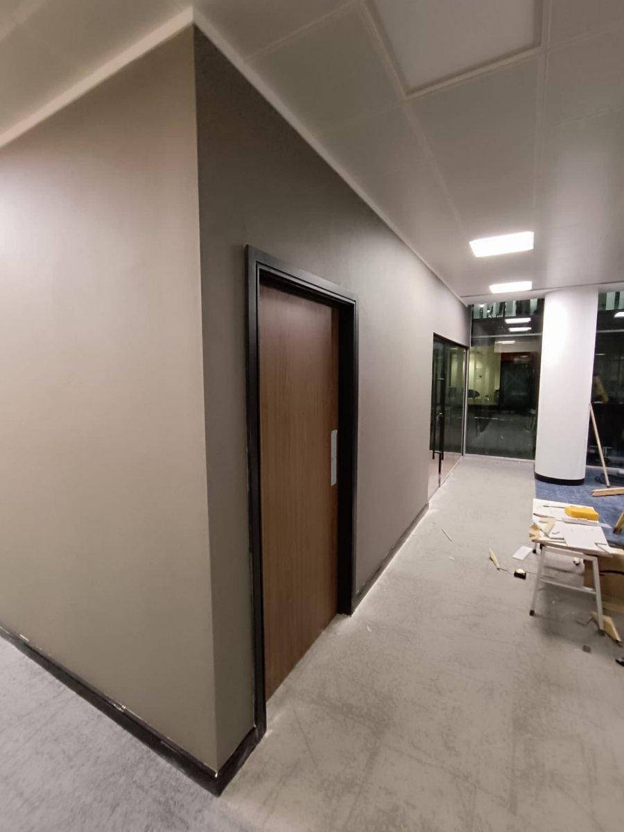 A lovely paper by <a href="/tekturatalk/">Tektura Wallcoverings</a> on our job in #liverpool <a href="/DTHPainting/">DTH Decorating Ltd</a> #wallpaper