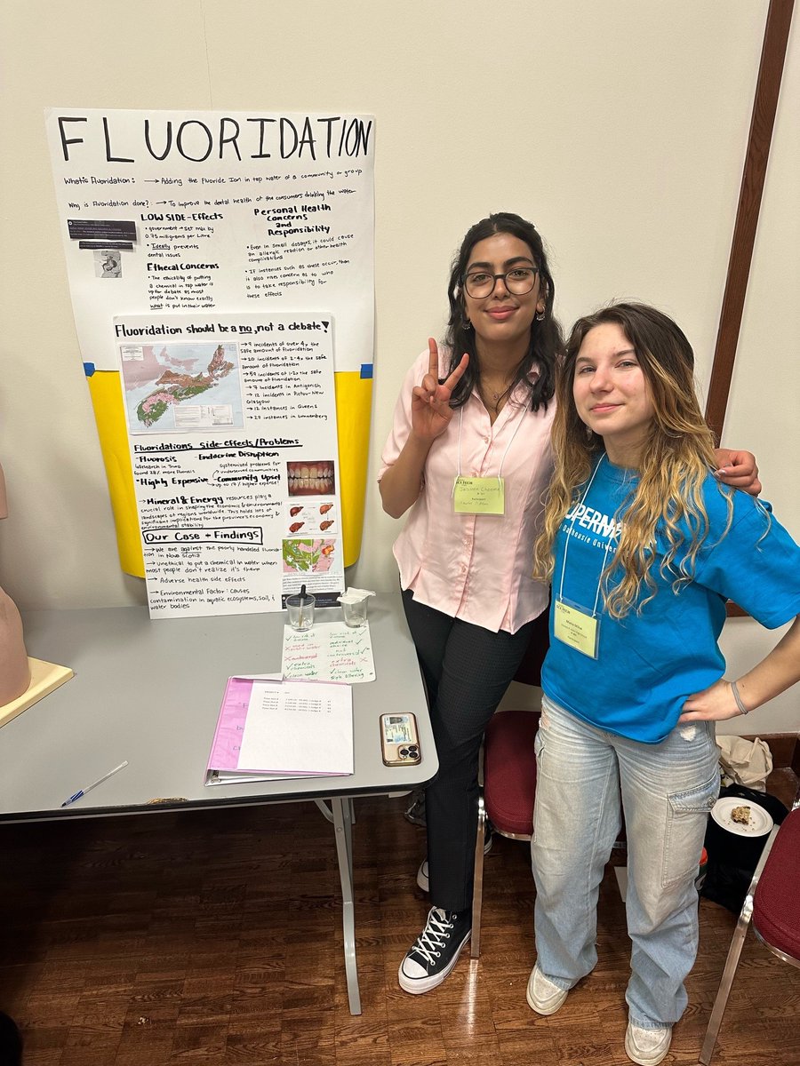 Mariah Mihai and Jaisleen Cheema represented at the Halifax Science Expo on Friday!
