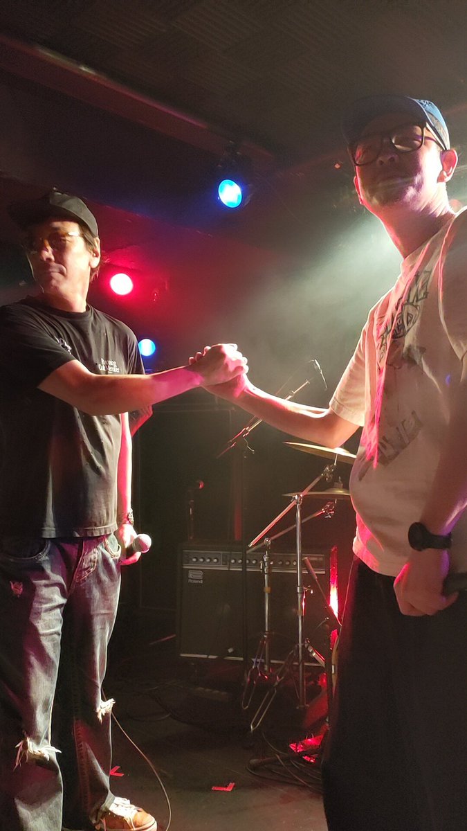 nu__255's tweet photo. @s5IsVMeZ2B9Ao0p 先に発表されてチケット先払いのRFD×Gasboysを観に行っておりましたが、血を吐くレベルでペンペンズも観に行きたかったですね…

尚、インスタではゴリゴリに連投しております https://t.co/HIcWHxFWJr