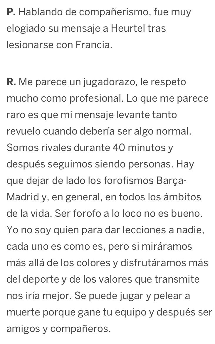 Trascender los colores Cuando en tiempos de ruido lo normal se vuelve extraordinario Al ver la foto de Llull y Ricky recordé esta reflexión de @23Llull sobre el forofismo una entrevista de 2019