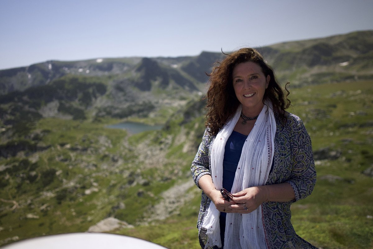 Historian @bettanyhughes has returned to our TV screens with brand new episodes of #TreasuresOfTheWorld on Channel 4! We catch up with Bettany to find out what to expect from the latest series. wanderlust.co.uk/content/bettan…