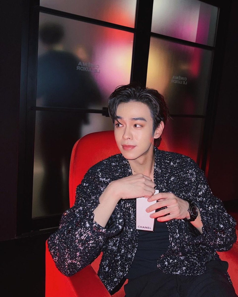 YOURTHIRD1998's tweet photo. [ig : thirdd]

🍿ขอกินด้วยได้ม้ายยยย🤭

#CHANELxTHIRD
#ThirdLapat https://t.co/9rhJNxRgtA