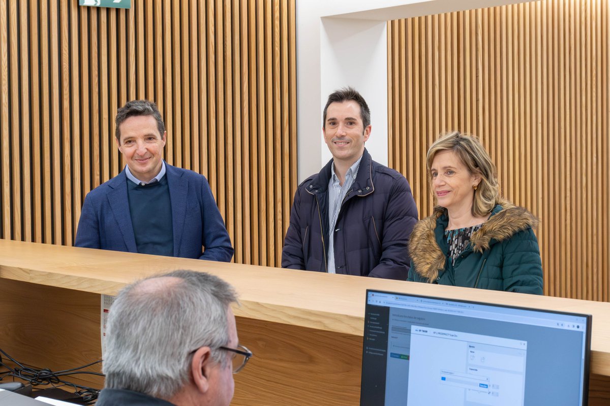 Ilusionate_usal's tweet photo. Hoy hemos registrado nuestra candidatura; un proyecto de consenso que quiere integrar a toda la comunidad universitaria. 

#Ilusiónate #LaUniversidadQueQuieres https://t.co/ua08nYpFAp