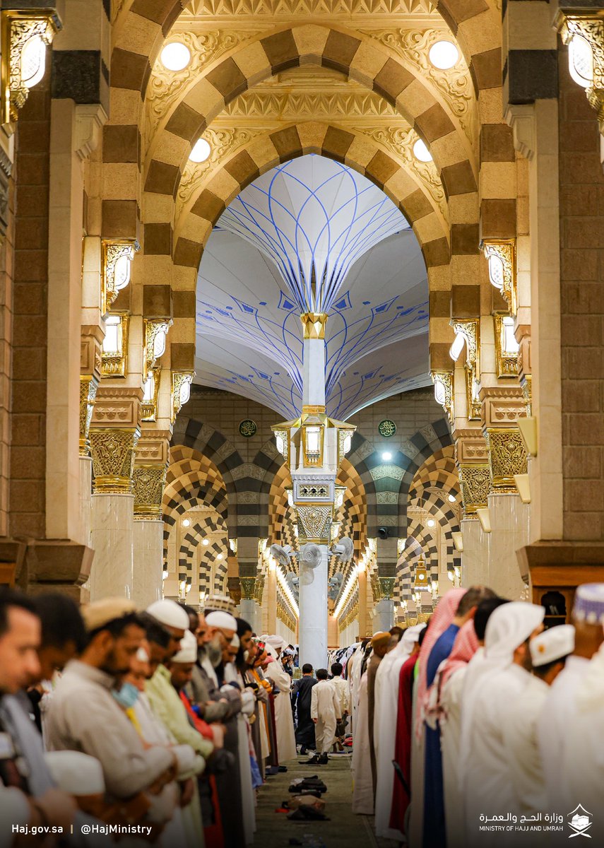 HajMinistry's tweet photo. قال النبي ﷺ "صلاة في مسجدي هذا خير من ألف صلاة فيما سواه، إلا المسجد الحرام."

#مكة_والمدينة_في_انتظاركم_بشوق
#يسر_وطمأنينة https://t.co/PvWjFMRM0M