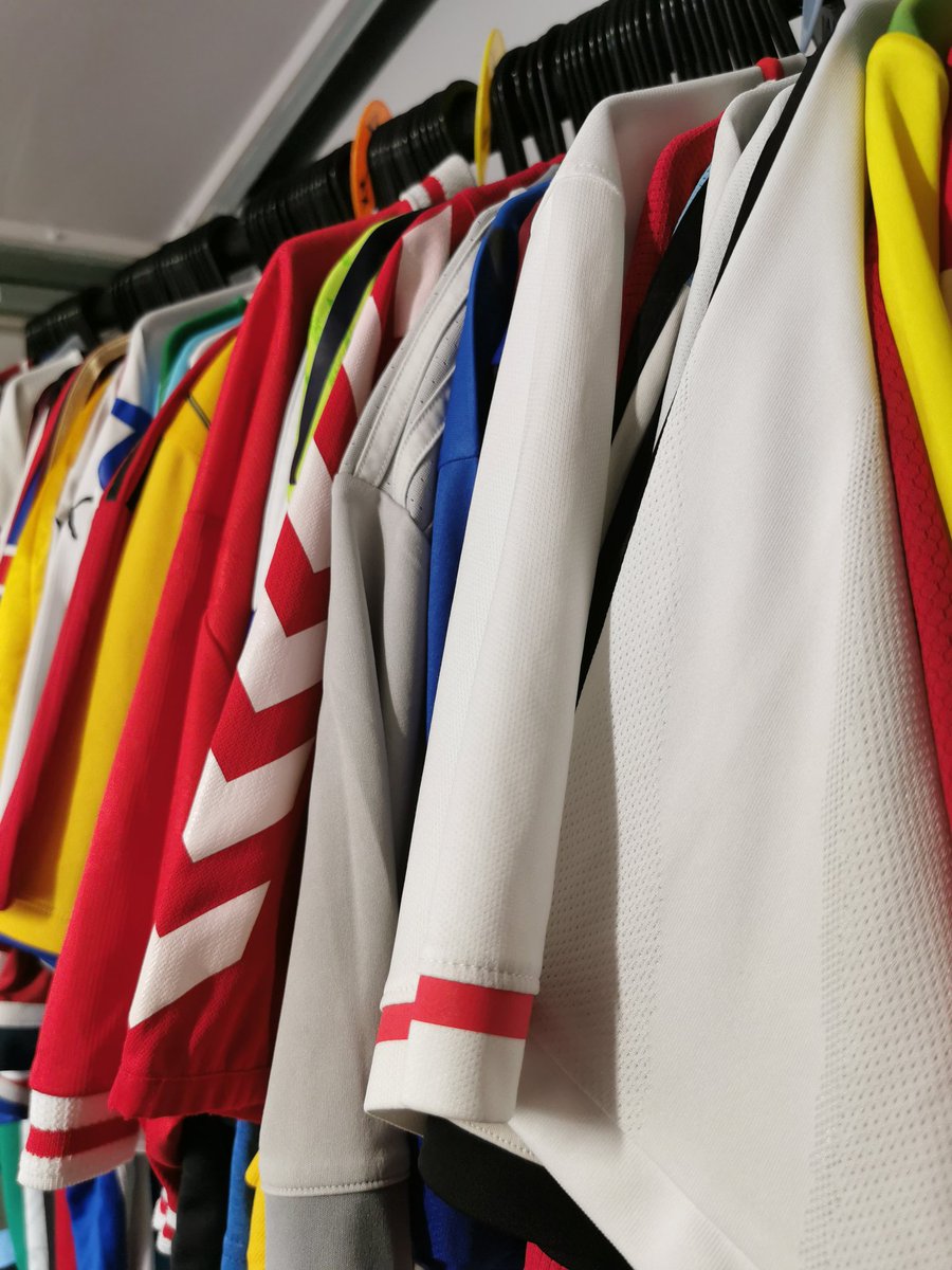 FootballShirtie's tweet image. 🚨 25% discount automatically applied on checkout until 10pm tonight only! 

😁 I'm off to Spain on Wednesday for a few days &amp;amp; will have all items sent out tomorrow

😎 Someone is picking up a BNWT player spec Mbappe Monaco debut shirt for a great price

#AuthenticAlways #FSie