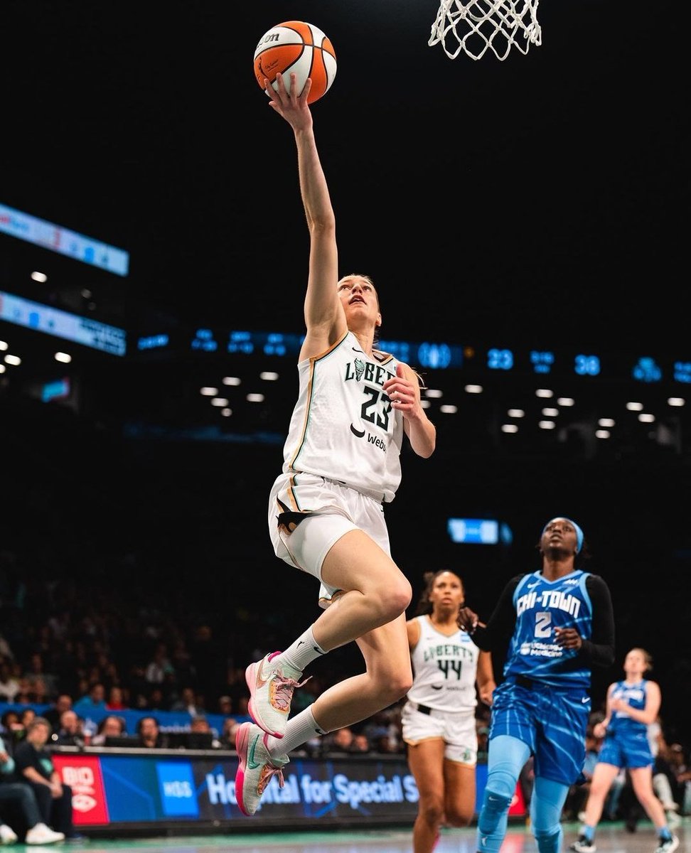 NY Liberty's GM, Jonathan Kolb via @basketlemag : 'Marine is an incredibly unique player. I don't think there will ever be another one like her. Her skills, her confidence and her willingness to push the standards of basketball are something really, really special.'