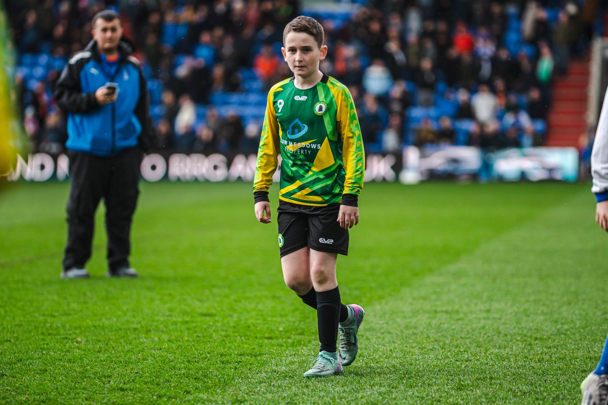 🏟️Play On The Pitch - @WoodlandsPriAc and @FirBankSchool Woodlands and Firbank joined us for our penultimate Play On The Pitch experience of the 2023/24 season! This opportunity is exclusive to our OACT School Partners! Read all about our School provision…