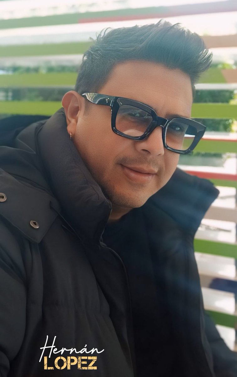 Amigos del mundo conectate conmigo y sígueme  a través de mis redes sociales. Para contrataciones, información de mis conciertos, giras, trabajos musicales.
instagram.com/hernanlopezsal…

youtube.com/@hernanlopez60…

tiktok.com/@hernanlopezsa…
