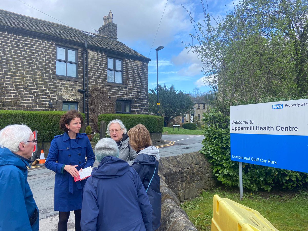 Great to have Chair of @UKLabour @AnnelieseDodds in Oldham East and Saddleworth last week. She saw what you have been saying - we desperately need a new health facility in Saddleworth. I will continue to work with the #NHS & @OldhamCouncil on this