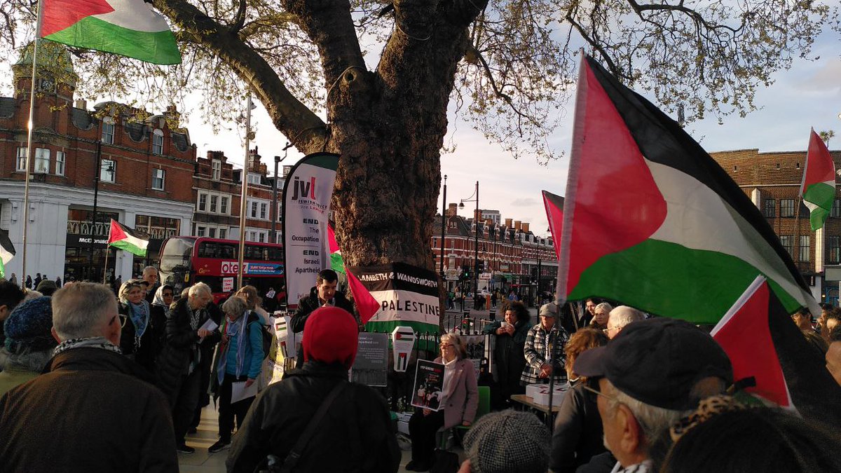 XRLambeth support the protests against the Genocide of Palestinians in Gaza by Israel. Speakers included Lambeth & Wandsworth PSC, Martin Abrams (Labour councillor suspended for voting for a ceasefire), Southwark & Lambeth 4 Palestine, Kennington Bethlehem, Unison #ceasefirenow!