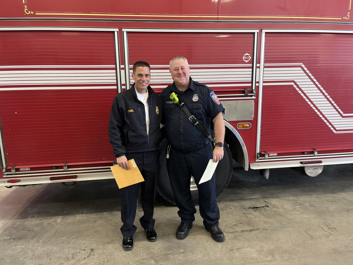 Fire Chief Gulisano presented Master Firefighter Justin Shaffer with a Military Appreciation Award for his years of service in the U.S. Army.  Justin is a 25 year veteran of the CFD, assigned to Firehouse 7 in the St Brides area of Southern Chesapeake.