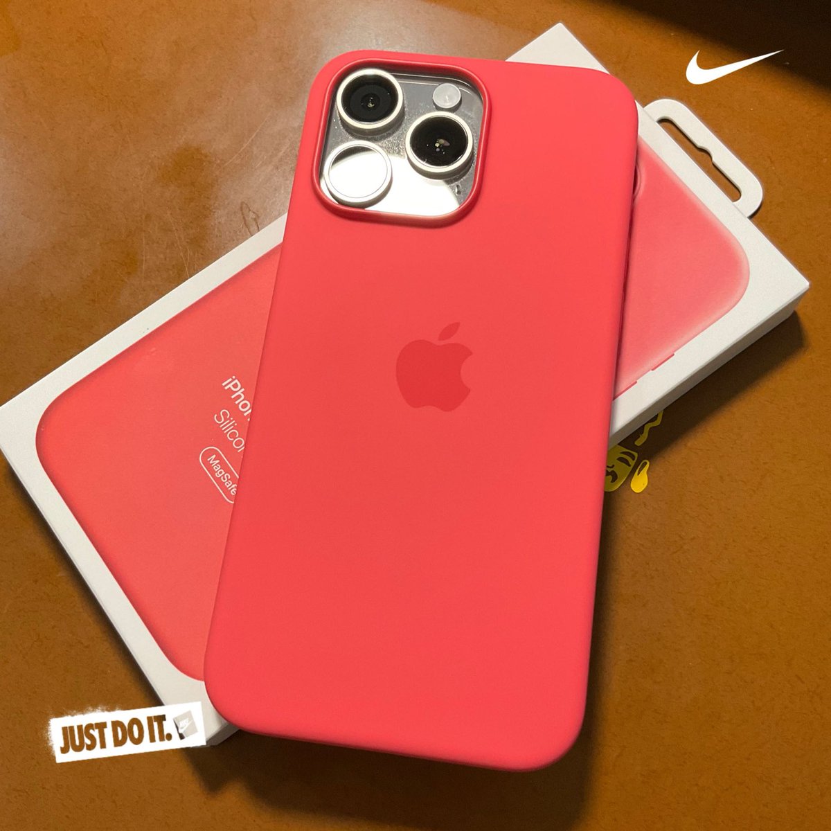 shige11komai's tweet image. 裸族じゃなかったん？
#ntc
#iphone15promax #siliconecase