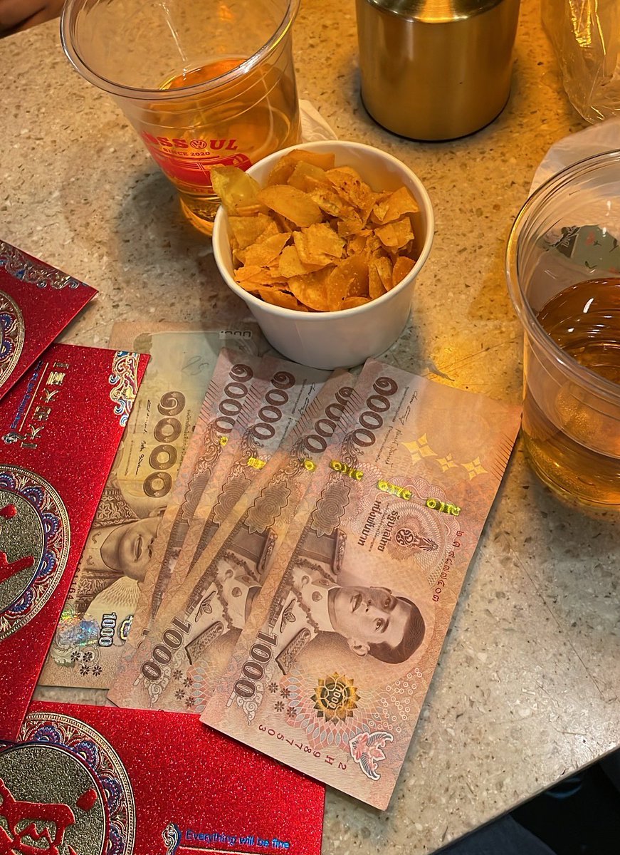 ไอเหี้ยนั่งกินเหล้าอยู่จ๊อดแฟร์ มีคนจีนมาขอทำคอนเท้น ได้กันมา 5000 อีสัสแล้วได้จริง