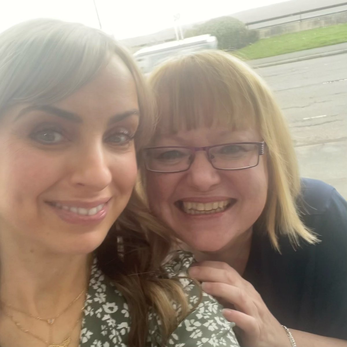 Lois Angharad Lloyd tweet media