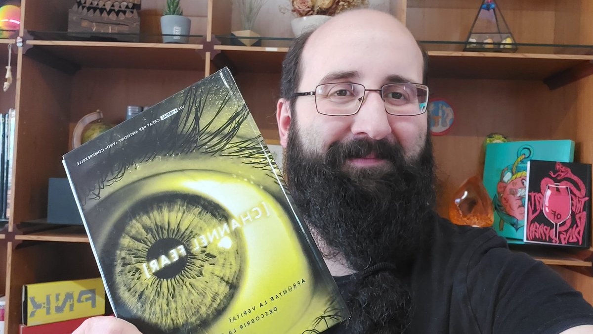 Master_N_Jordi's tweet photo. @Tirantlodau @HTPublishers S'han dit de jocs molt potents per aqui! :D A mi personalment m'encanta la edició en català de #channelfear de @Maquied 🔥🔥🔥 https://t.co/VmxrC7FuGt