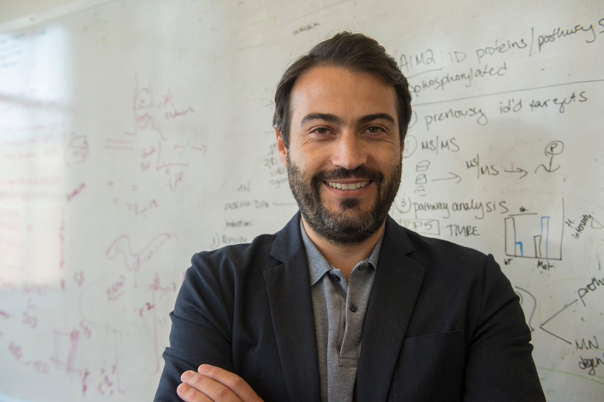 TheScientistsChannel (@thescientistsc) on Twitter photo Congratulations to Dr. Evangelos Kiskinis from <a href="/NorthwesternU/">Northwestern</a> for winning Life Sciences Video of the Year in the 2024 Scientists’ Choice Awards for his video titled 'CRISPR-Cas9: A transformative tool for treating debilitating genetic disease'! 🎉
ow.ly/hsgp50RarXb Congratulations to Dr. Evangelos Kiskinis from <a href="/NorthwesternU/">Northwestern</a> for winning Life Sciences Video of the Year in the 2024 Scientists’ Choice Awards for his video titled 'CRISPR-Cas9: A transformative tool for treating debilitating genetic disease'! 🎉
ow.ly/hsgp50RarXb