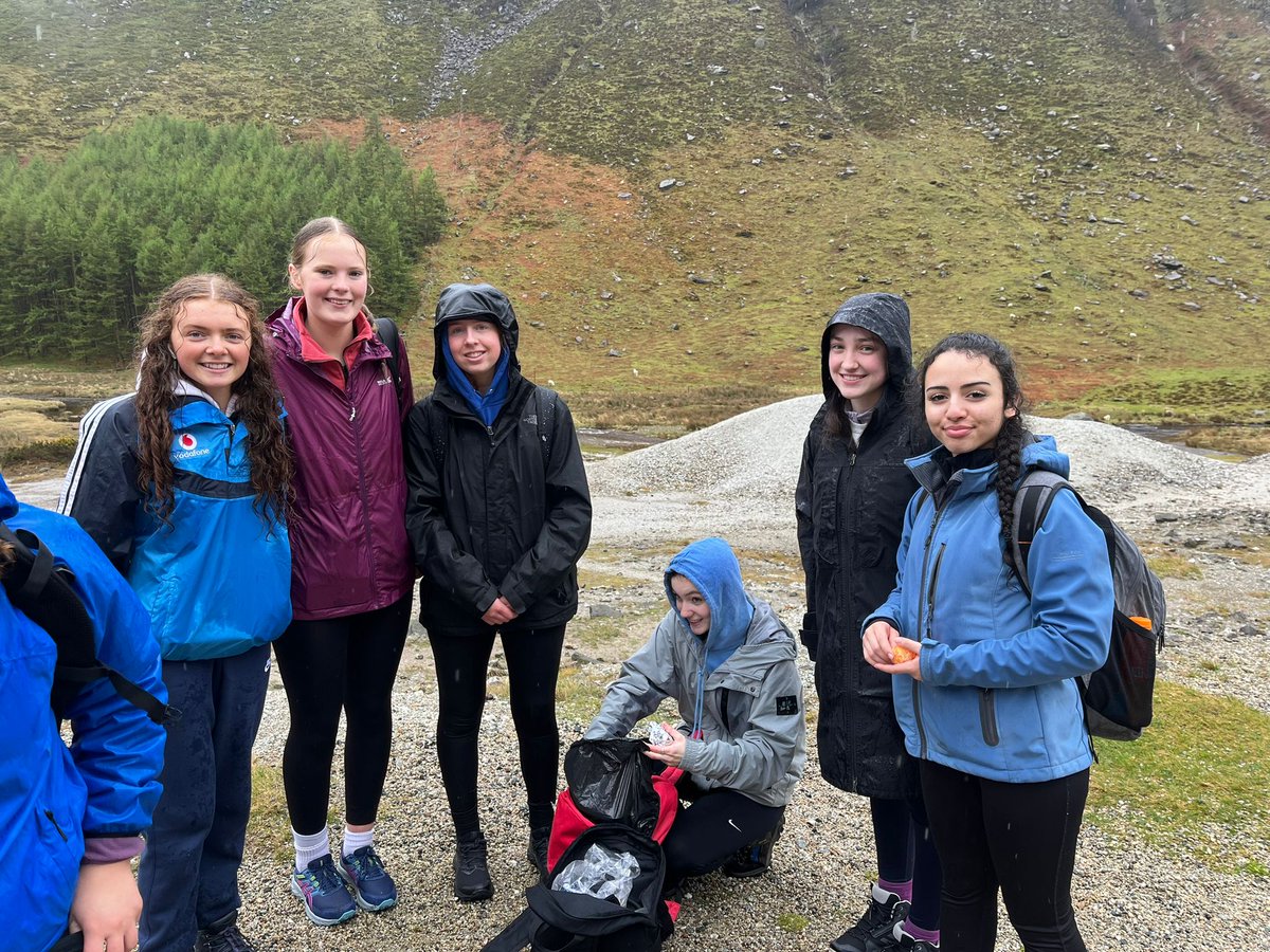 Well done to TY classes 4A/4B/4C who are battling the elements as they continue their Gaisce Hike in Glendalough today. Despite the weather the humour & enthusiasm is excellent as the group are determined to keep going. Well done 👏👏 ⛰️🧭🏃 @GaisceAward @StMarysCollege @ty_naas