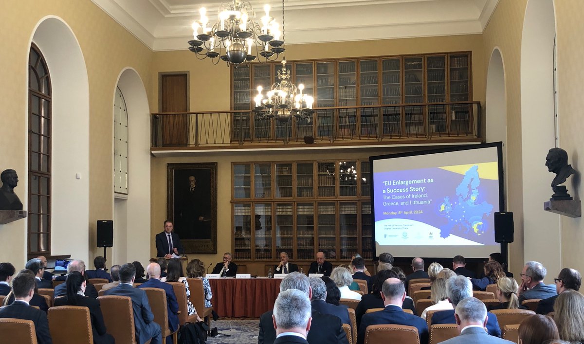 Irish Embassy Prague (@irlembprague) on Twitter photo Delighted to have Minister <a href="/ThomasByrneTD/">Thomas Byrne</a> as a keynote speaker at the Embassy's event, together with the 🇬🇷 and 🇱🇹 Embassies, to celebrate the 20th anniversary of the Czech Republic's accession to the EU 🇪🇺 Delighted to have Minister <a href="/ThomasByrneTD/">Thomas Byrne</a> as a keynote speaker at the Embassy's event, together with the 🇬🇷 and 🇱🇹 Embassies, to celebrate the 20th anniversary of the Czech Republic's accession to the EU 🇪🇺
