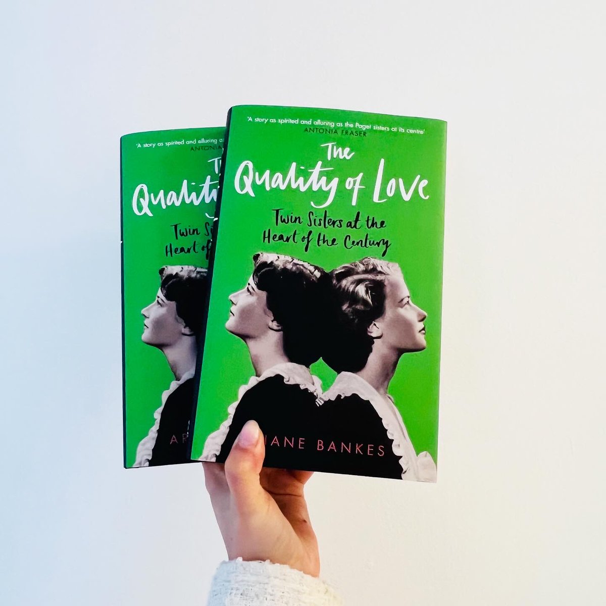 Duckbooks's tweet image. The Quality of Love finished copies are in, don’t they look beautiful!💚

You will be able to get your hands on a copy in less than a month!

The Quality of Love: A rich family archive reveals the incredible lives and loves of two sisters who captivated Europe’s intelligentsia