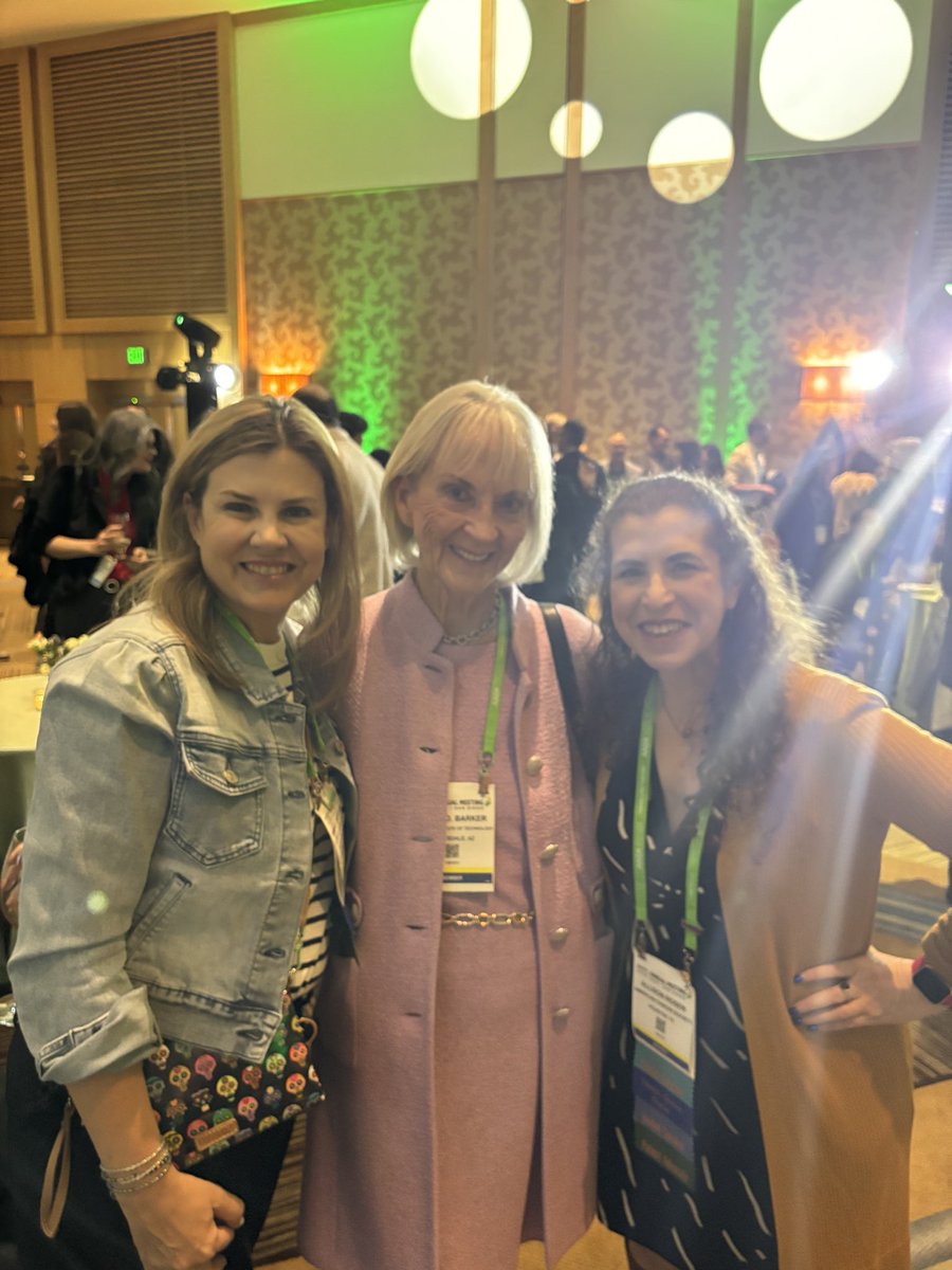 Truly amazed by @AnnaBarker20 & all she has done in her career, especially for patient advocates. The Scientist->Survivor program is like no other. The training, education & connections we make are life changing! Thank you Dr. Barker, @AACR @AACR_CEO @Carefree411 #AACR24 #AACRSSP