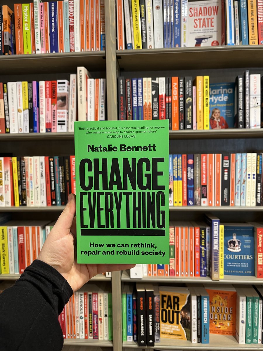 Spotted! Natalie Bennett's CHANGE EVERYTHING in @OwlBookshop, Kentish Town📍📖 Natalie (@natalieben) will be here on Tuesday 23rd April to discuss her bold new thesis to rethink, rebuild and repair society. Tickets are £6: dauntbooks.co.uk/shop/events/na…