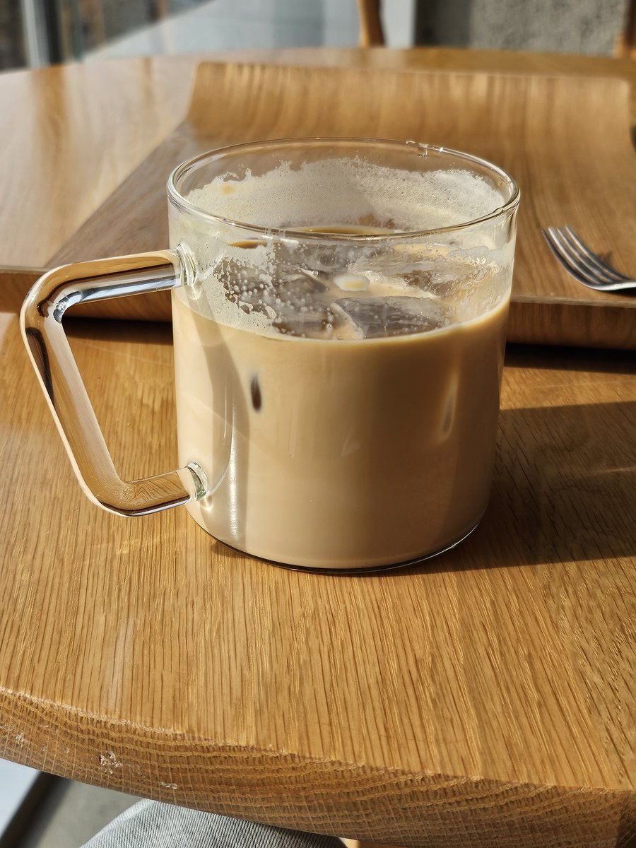 콜드브루 (@degradergrapher) on Twitter photo 