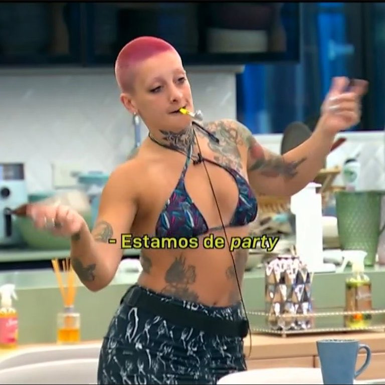 borntochusmear's tweet photo. Nancy Pazos dijo que pone a disposición su renuncia si Furia se queda hoy en la casa. FURIOSOSSSS ATAQUENNNNNNNNN

CATALINA AL 9009
FURIA SE QUEDA
FURIA NO SE VA 

#GranHermano #GranFuria https://t.co/0DjZ9Y2z2n