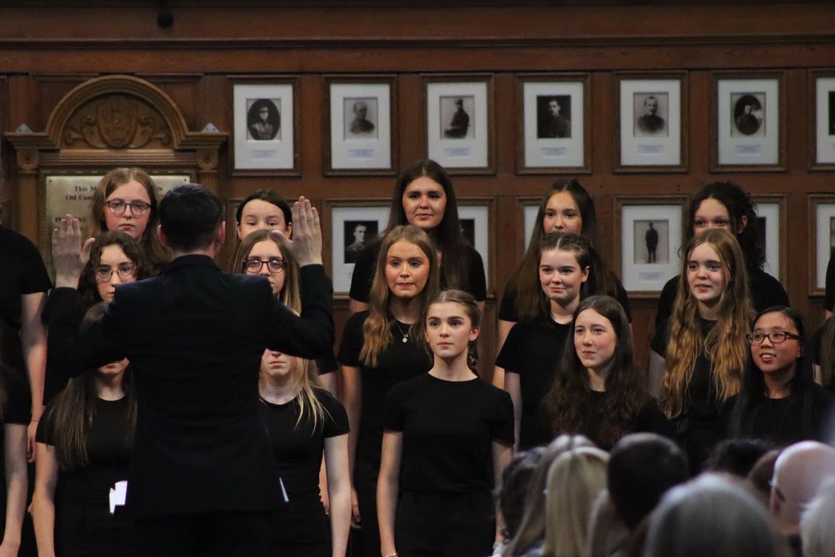 Huge congratulations to Suzanna Spence, Alexandra Duffy, Francesca Duffy, and Mya McKinney on their performance with @NYCNI_ on Friday at Campbell College. We are very proud of you. Thanks to Andrew Nunn for all his work with our pupils and for these wonderful opportunities.