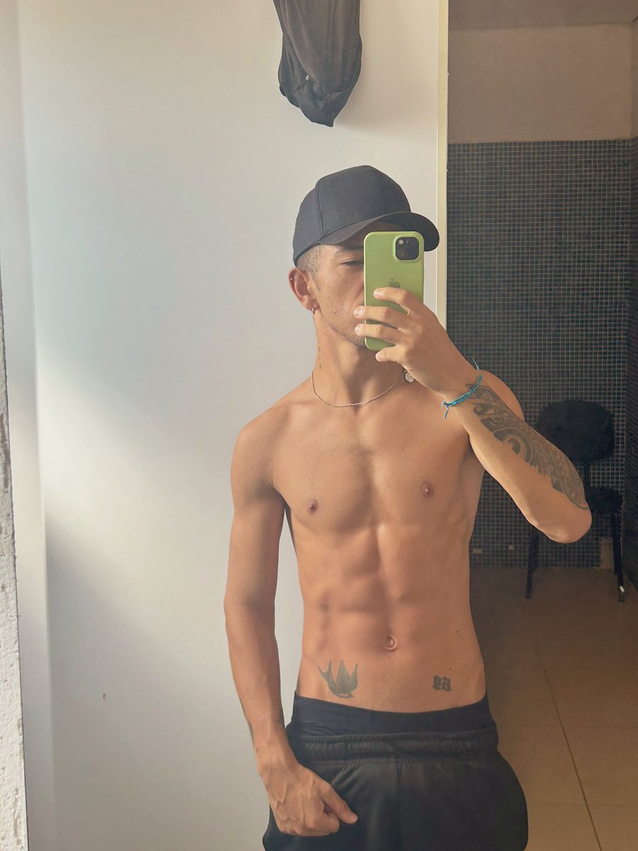 jaopbss's tweet photo. Me considero um cara de sorte 🍀 https://t.co/O9es7NUOvM