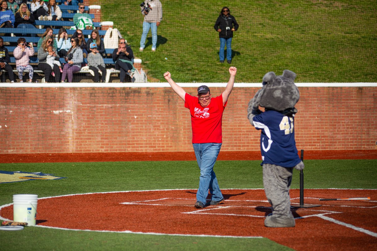 Seeds of service planted during University’s annual One Day, One Dog on April 11 bit.ly/3PVNQbf