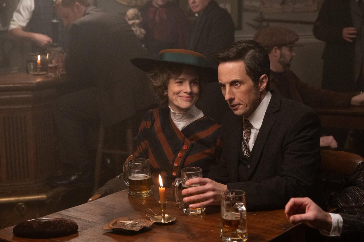 CBCMurdoch's tweet photo. 💥 TONIGHT! 💥 It's the season finale of #MurdochMysteries on @CBC and @cbcgem Gem! 🕵️‍♂️ Acting Inspector, Murdoch investigates a prominent scientist who staged his own death! Don't miss it. https://t.co/Ao8tdU7dGV