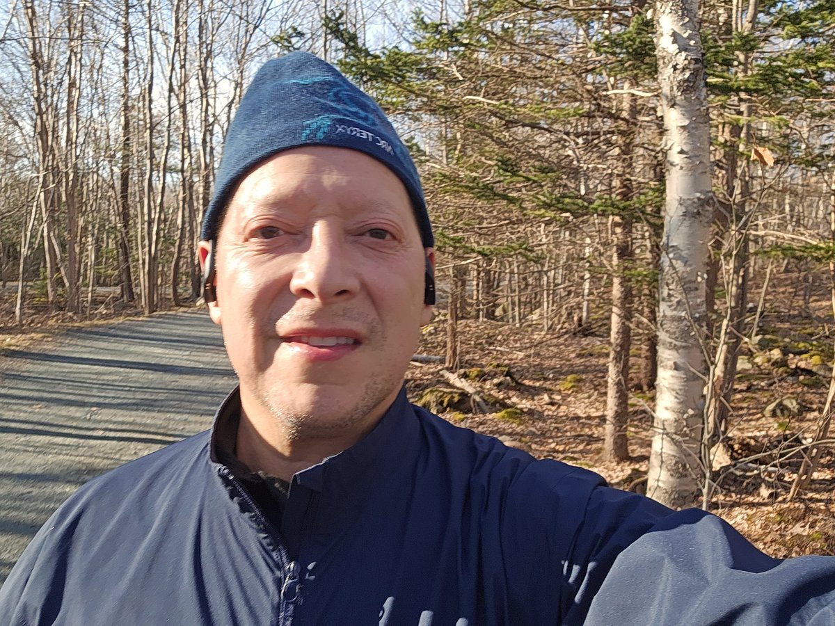 10K run in Shubie Park - my first spring run in Shubie, which is also my fav place to run.