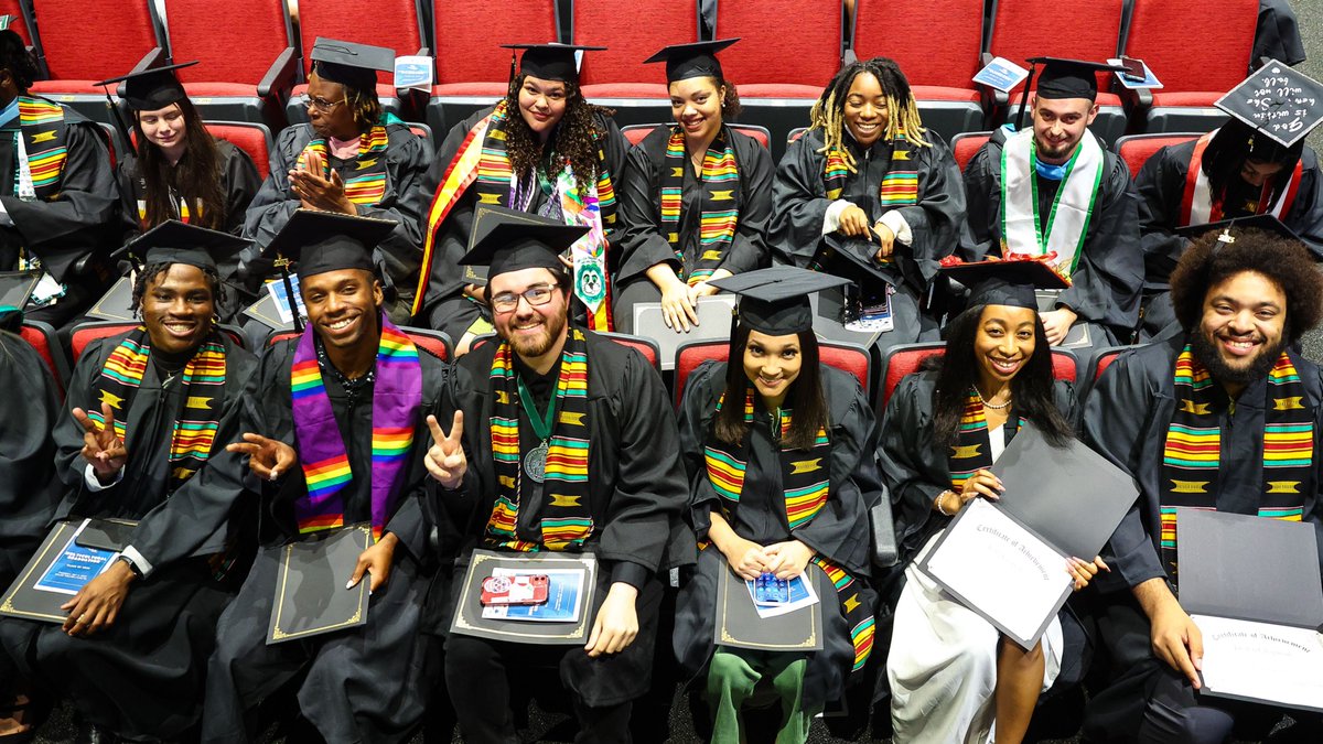 The Multicultural Graduation Celebration is a ceremony to celebrate the graduation of those of racially & ethnically minoritized identities, those who identify as LGBTQIA+, and veterans. The ceremony is on 5/2 at 5pm in Miller Auditorium. Register here: ow.ly/PcWu50Ra1ep