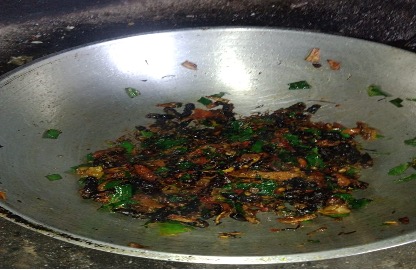 empcommunities's tweet photo. Fresh from the field! 'Hornet Farming'

How can indigenous food practices inform health curriculums?

Hornet hunting is important for rituals and also a good source of protein

Blog from @KamalRajDevkot1 @CORTHSussex 
#ethnography #health #education 
https://t.co/qaiFruBUpM https://t.co/qh4mTUvQcb