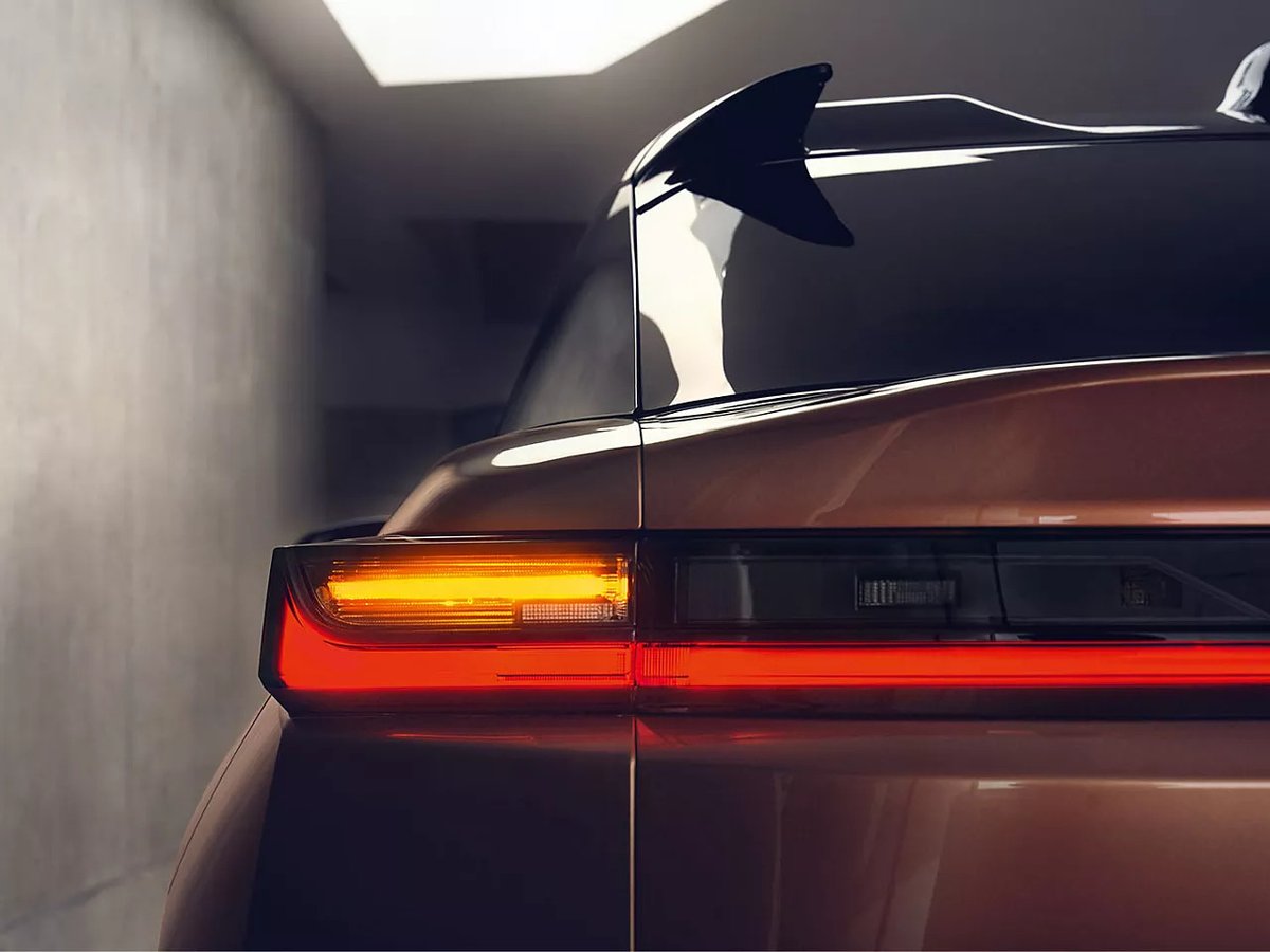 The elongated LED light bar creates a sharp, minimalist look, giving a sense of simplicity and precision – complementing the distinctive #LexusRZ beautifully. #Lexus #LuxuryCar @LexusUK